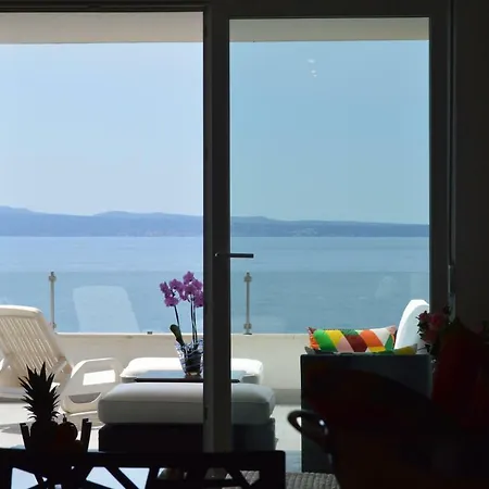 Penthouse Znjan Beach