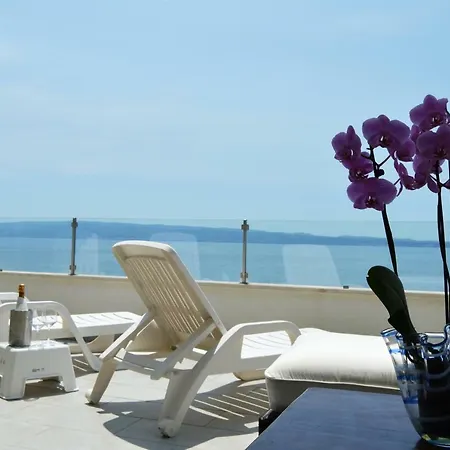 Penthouse Znjan Beach Appartement Split