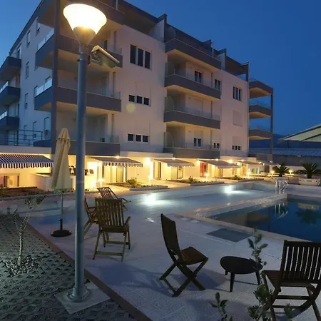 Appartement Penthouse Znjan Beach *