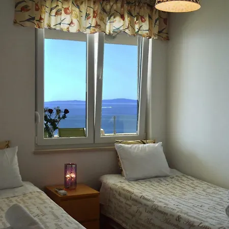 Penthouse Znjan Beach *