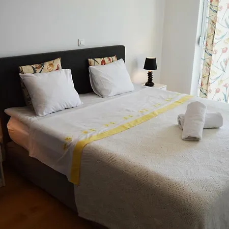Penthouse Znjan Beach Appartement